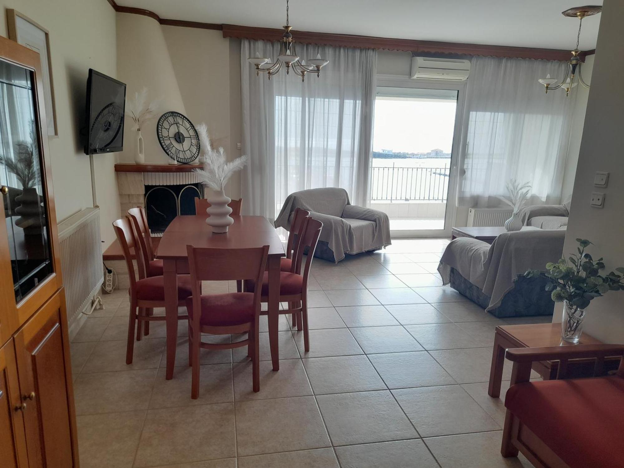 Appartement Zozi's N.moydania *